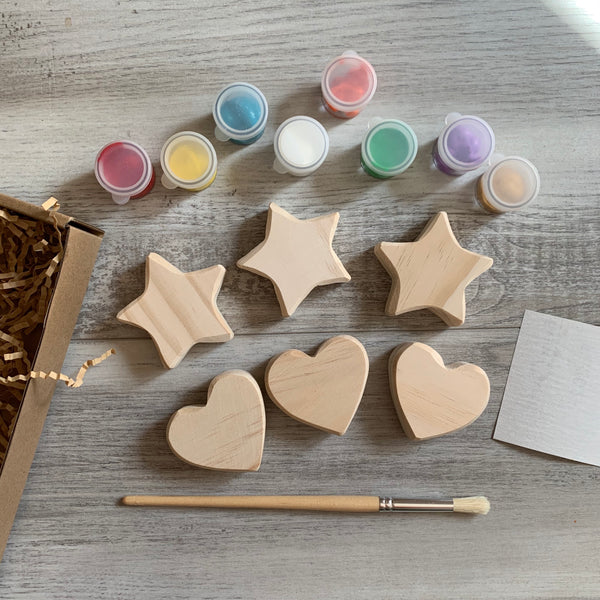 Do-it-Yourself Hearts + Stars Decorations with hooks Rata and Roo Rata and Roo