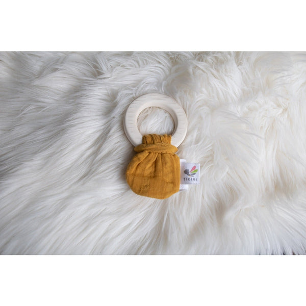 Tikiri Natural Rubber Teether - Mustard Tikiri Rata and Roo